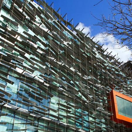 MOORFIELDS GÖZ HASTANESİ, LONDRA
