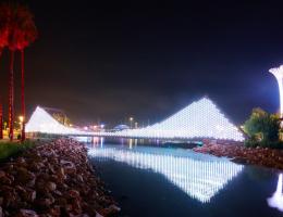 X-LED MESH CAM KÖPRÜ - EXPO 2016